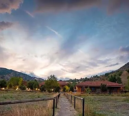 Orias & Farm Hotel 3*