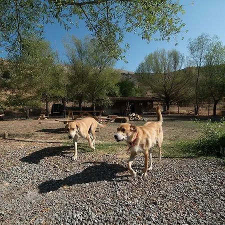 Orias & Farm Hotel Kalawrita