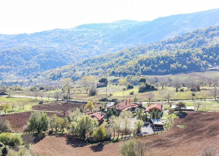 Orias & Farm Otel Kalavryta